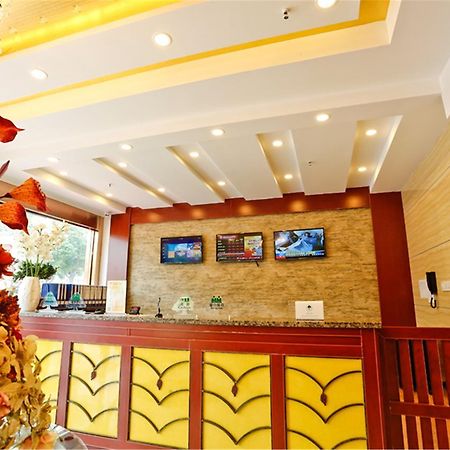 Greentree Inn Linyi Feixian Jianshe Road Express Hotel מראה חיצוני תמונה