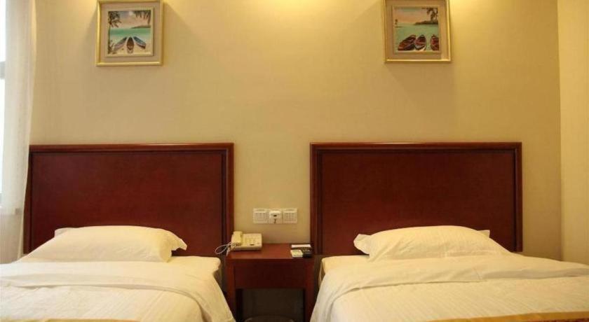 Greentree Inn Linyi Feixian Jianshe Road Express Hotel מראה חיצוני תמונה