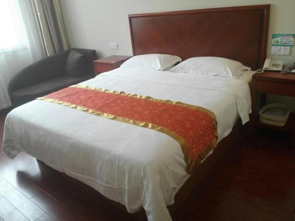 Greentree Inn Linyi Feixian Jianshe Road Express Hotel מראה חיצוני תמונה